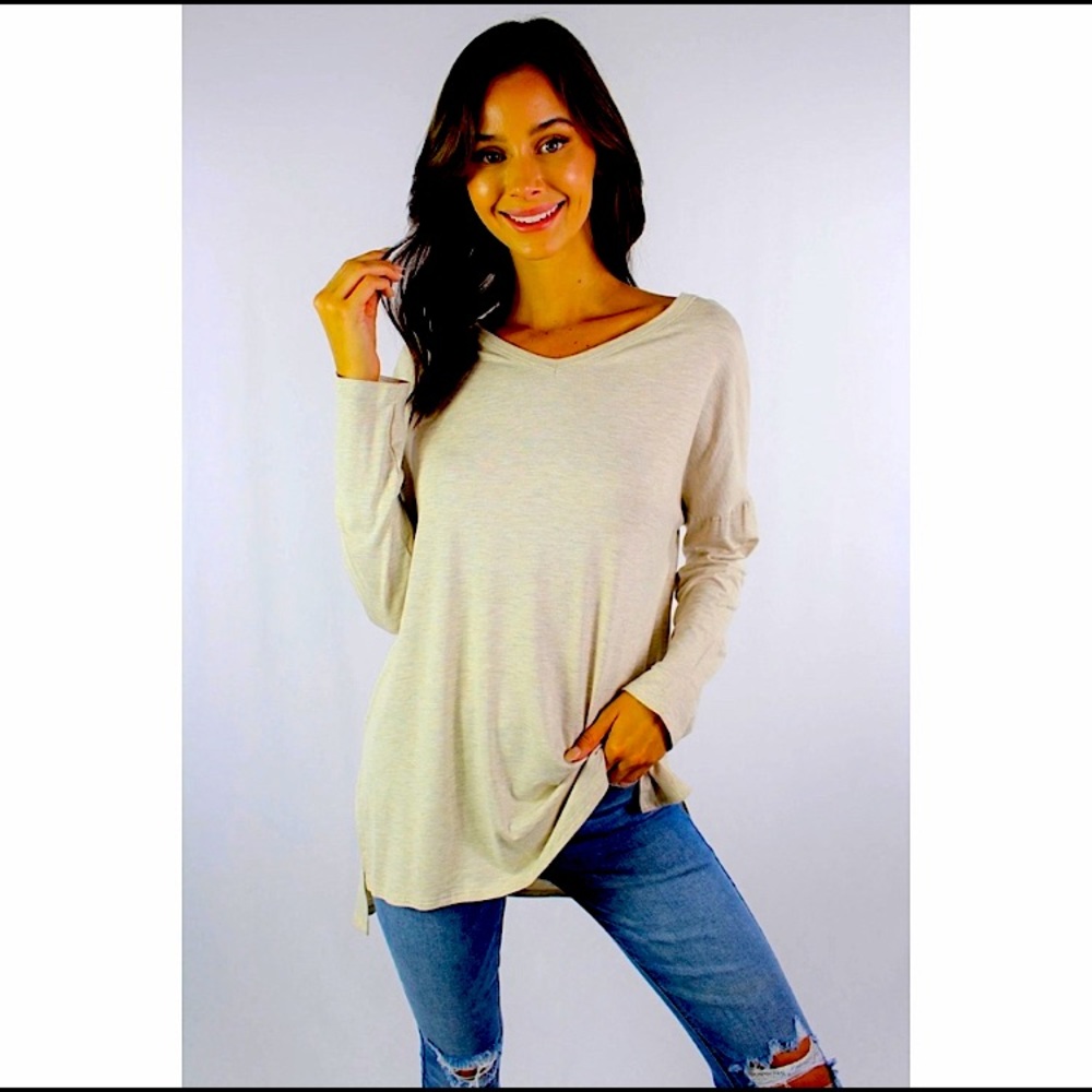 🔥🆕 Beige Long Sleeve Tee